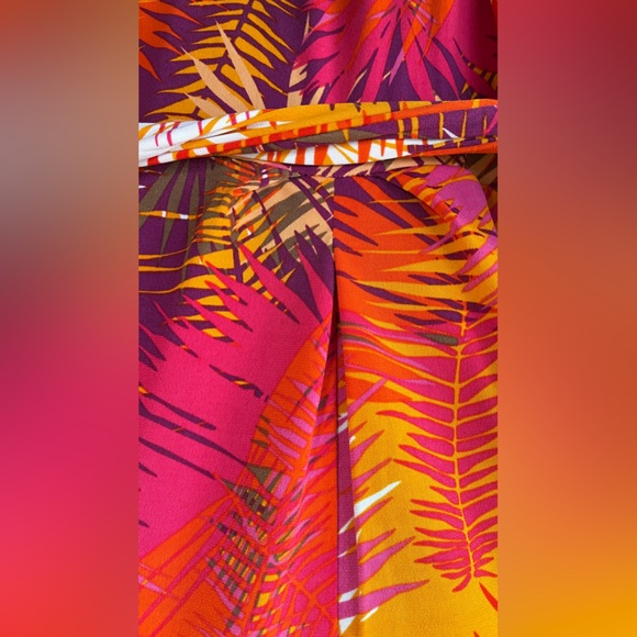 Attention‎ Pink & Orange Floral Wrap Dress - Picture 4 of 8